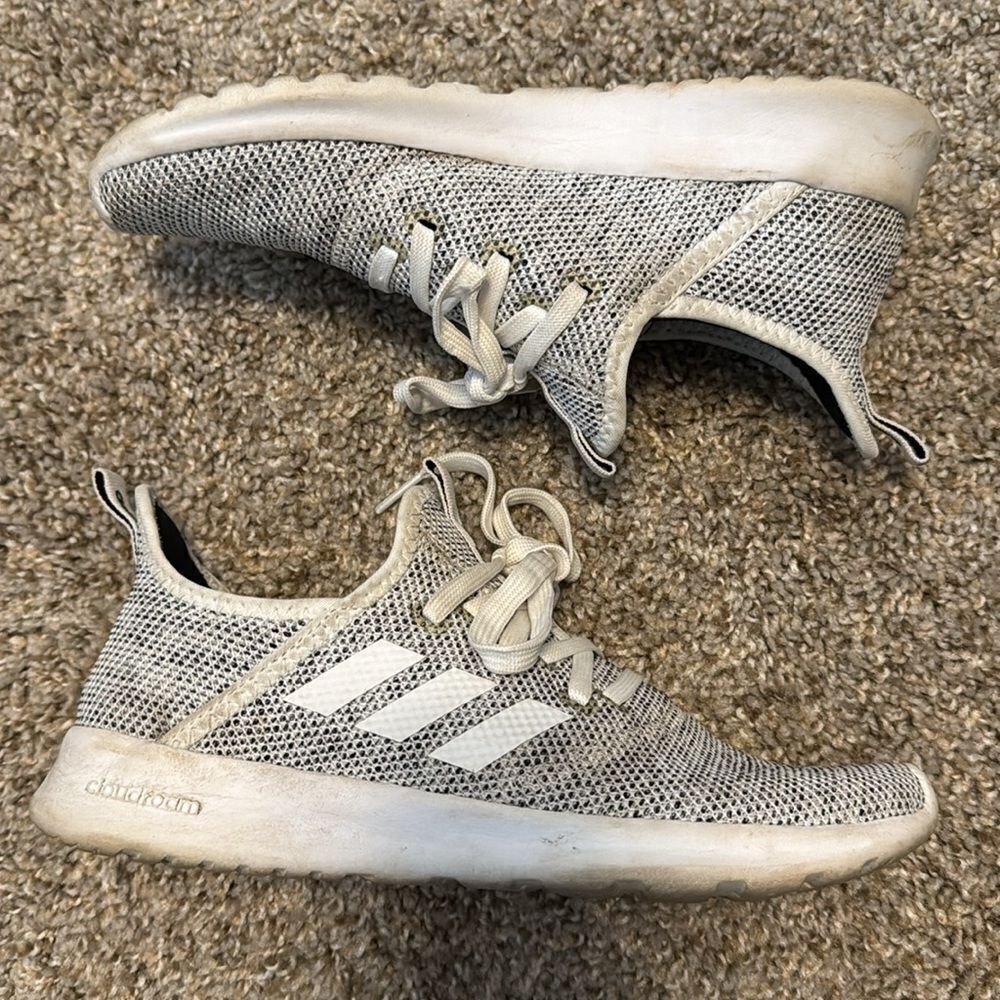 Adidas Sneakers 